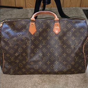 Authentic Louis Vuitton Speedy 40